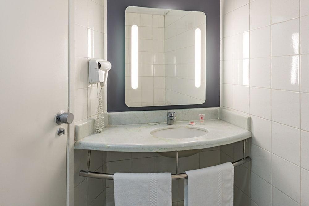 Отель Ibis Sao Jose Dos Campos Colinas Экстерьер фото