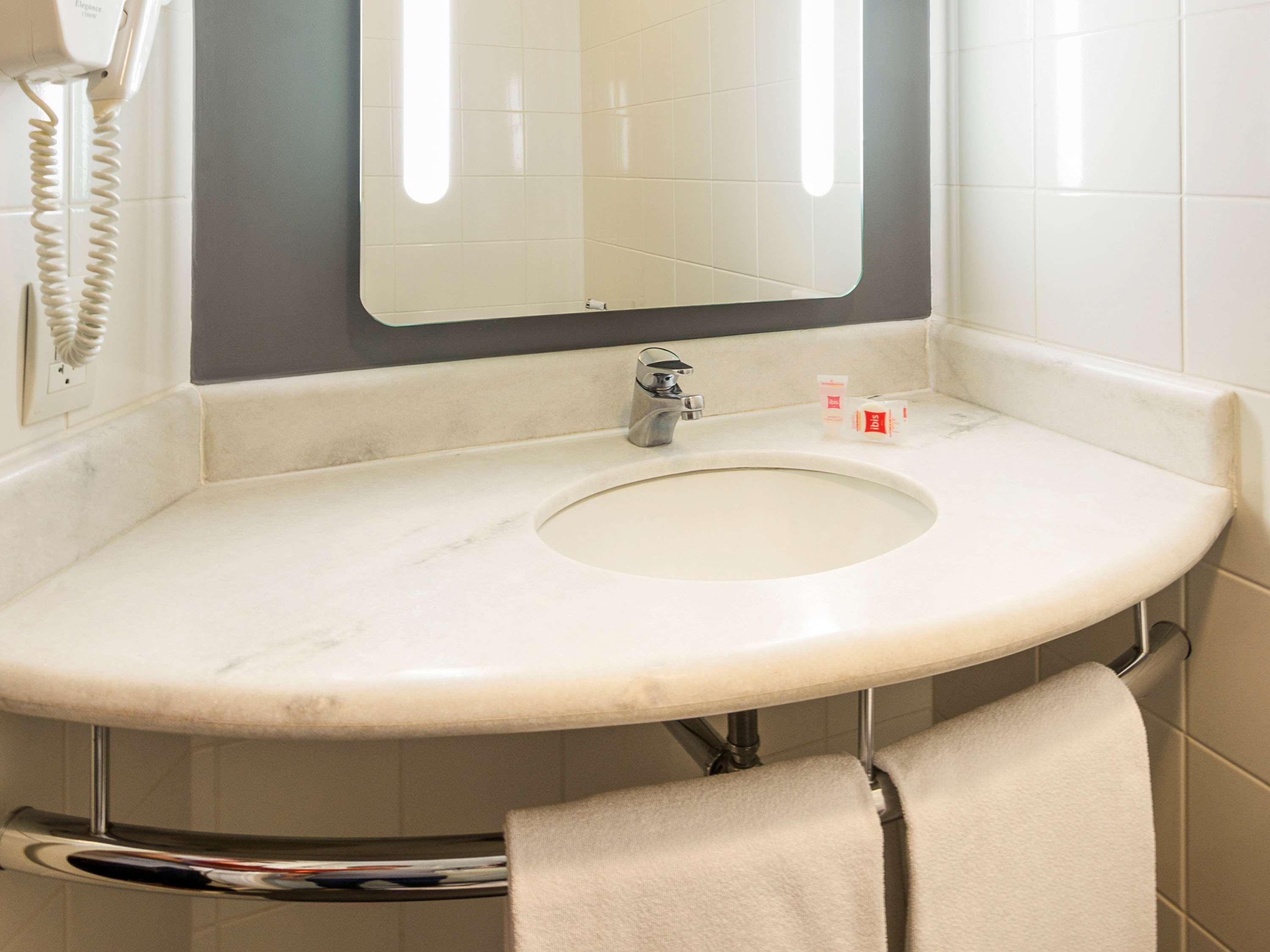 Отель Ibis Sao Jose Dos Campos Colinas Экстерьер фото