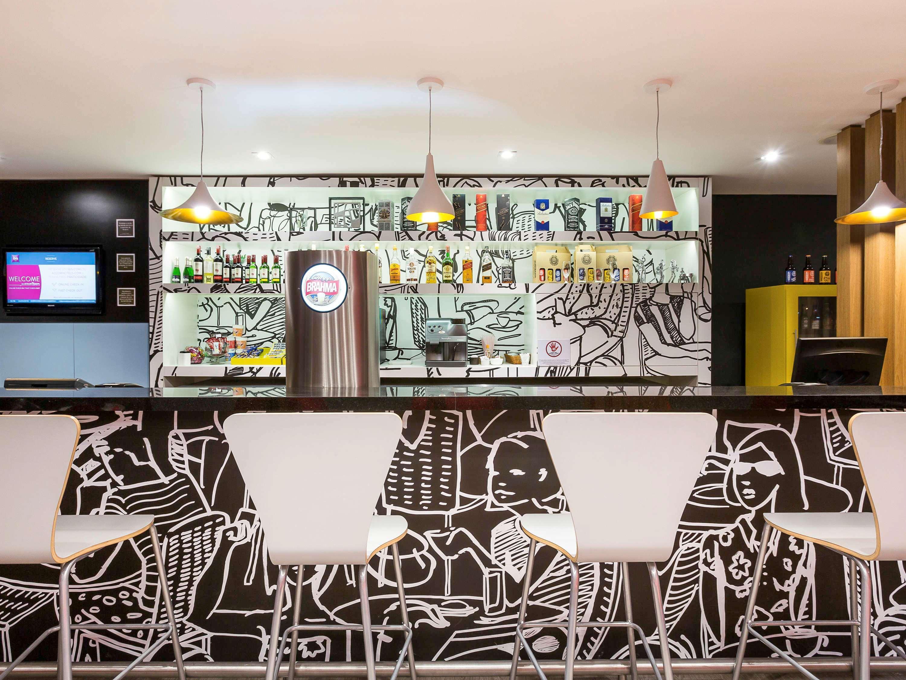 Отель Ibis Sao Jose Dos Campos Colinas Экстерьер фото