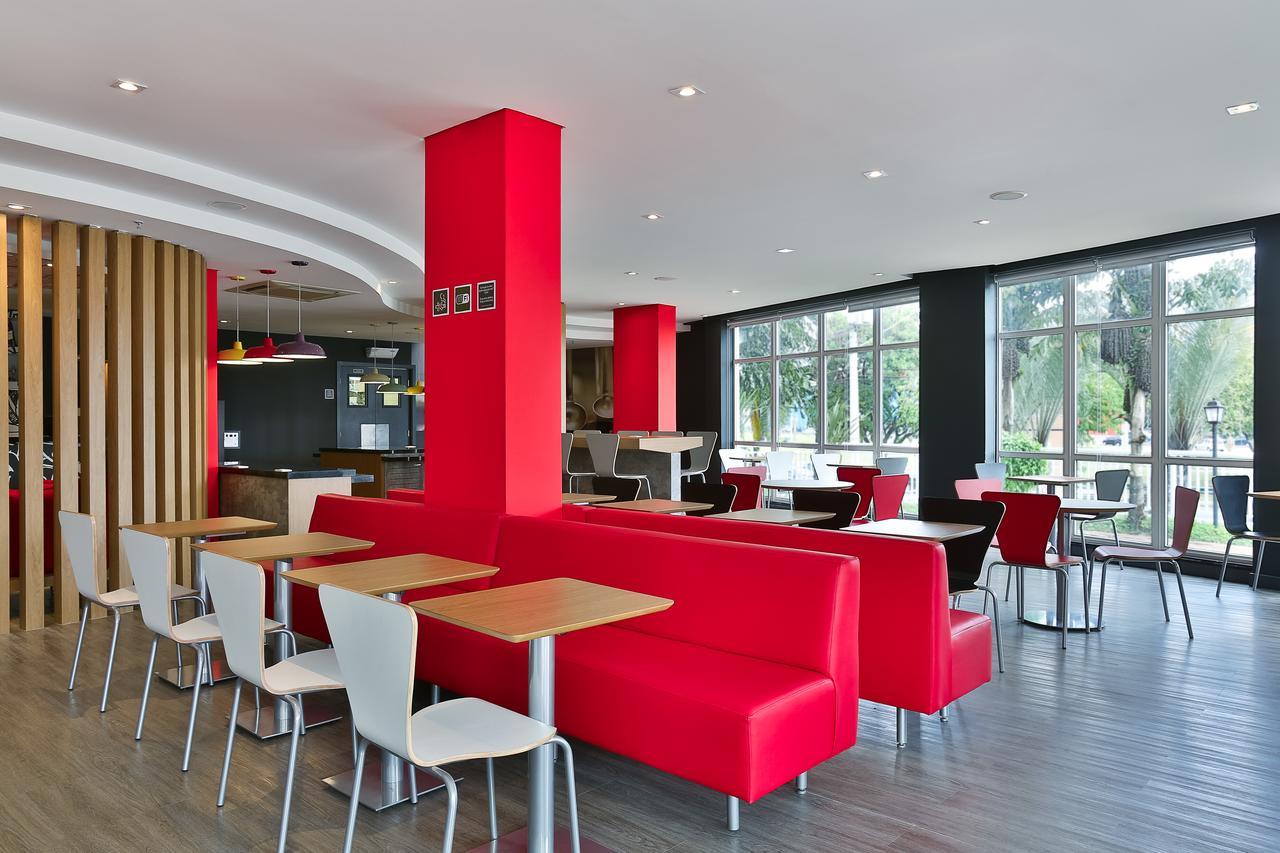 Отель Ibis Sao Jose Dos Campos Colinas Экстерьер фото