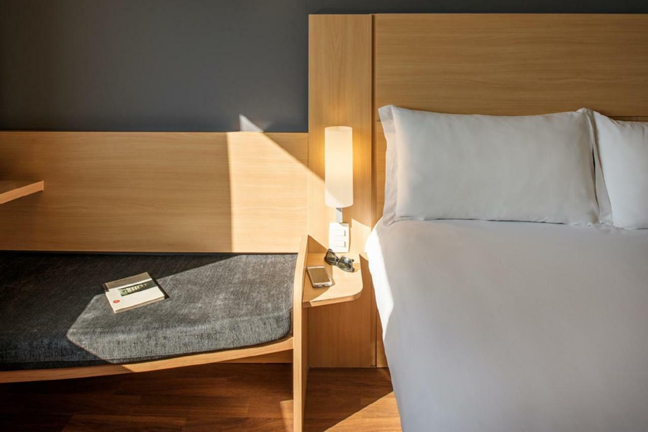 Отель Ibis Sao Jose Dos Campos Colinas Экстерьер фото