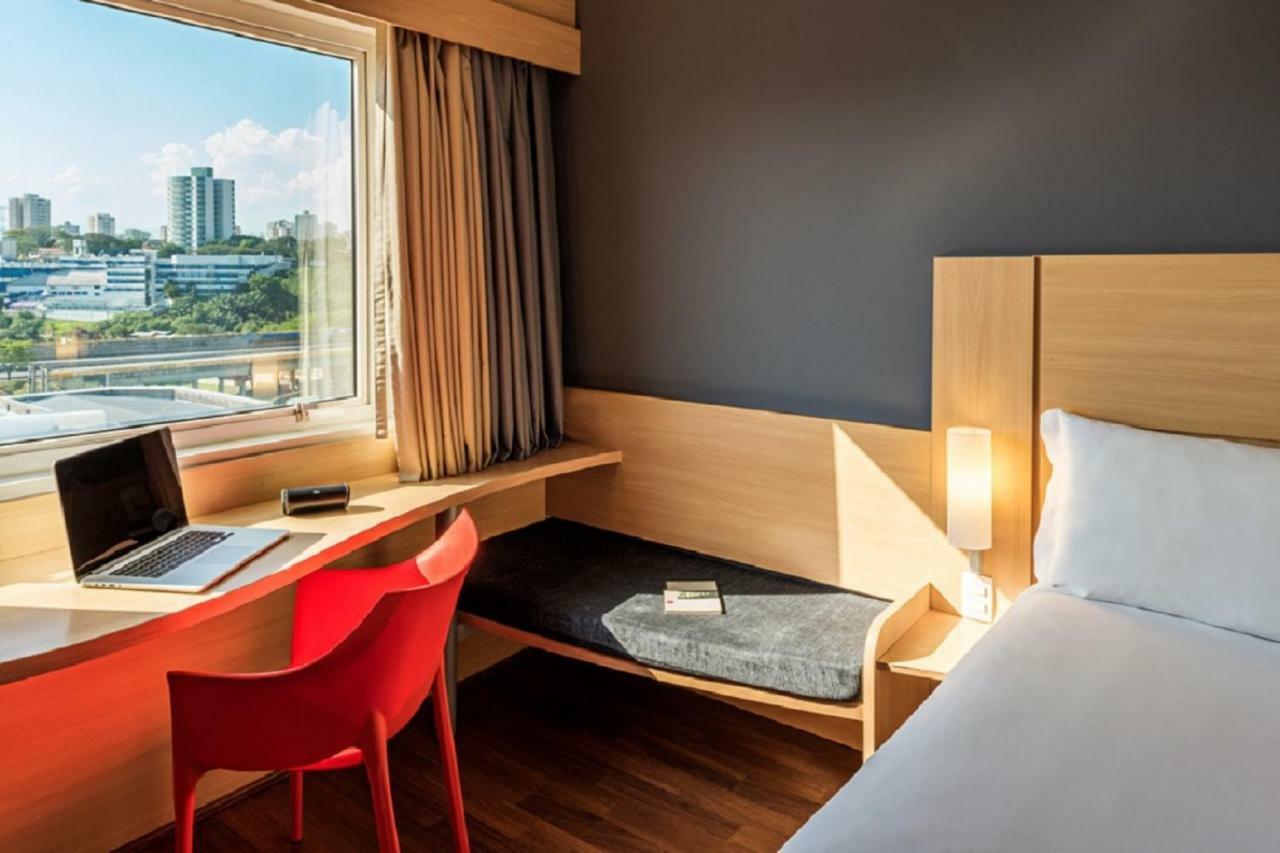Отель Ibis Sao Jose Dos Campos Colinas Экстерьер фото